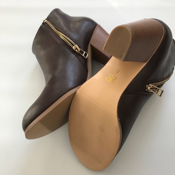 Ballo Mahogany Sidney Ankle Boots - Picture 8 of 8